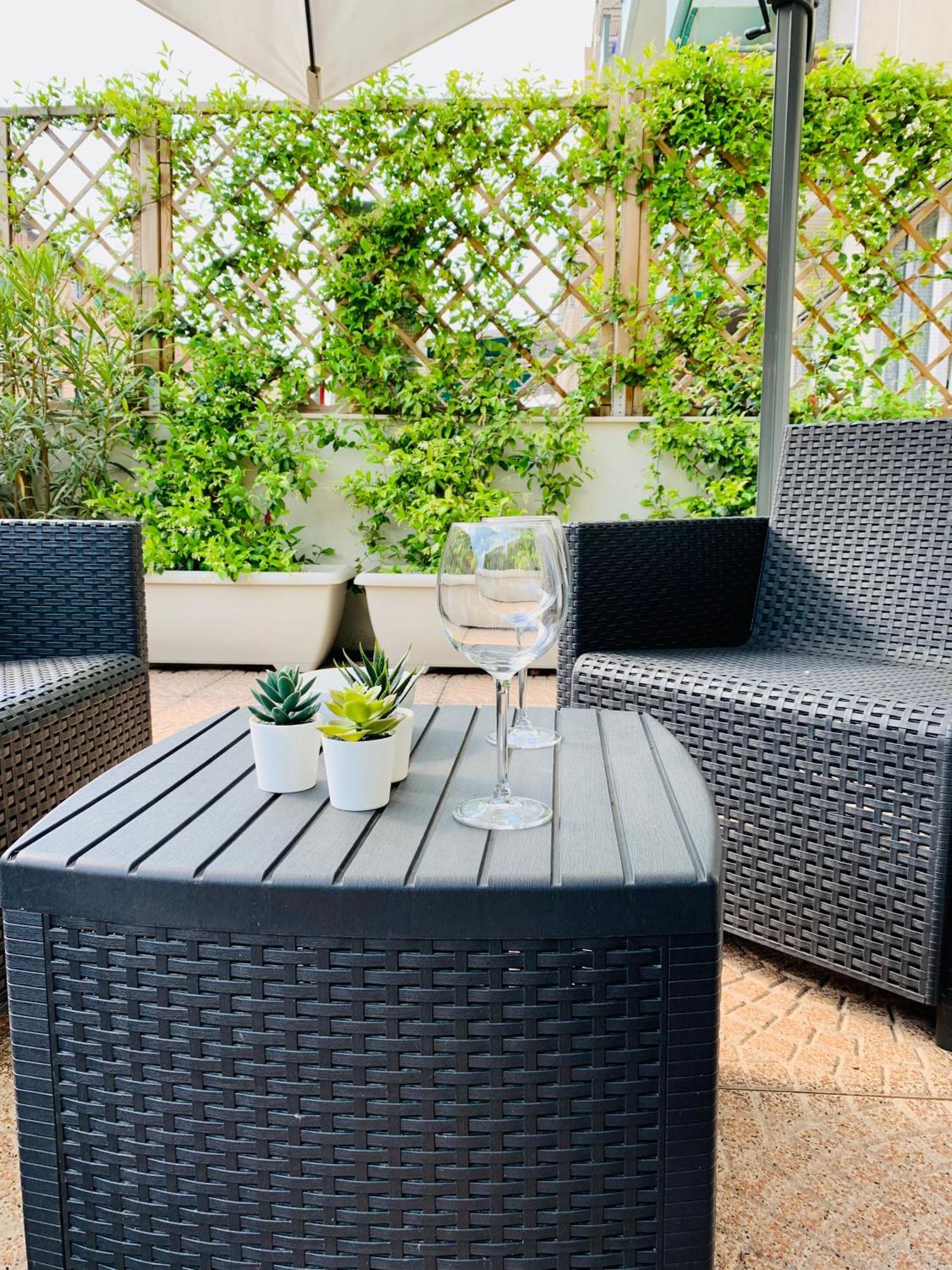 Bright Terrace In Milano Apartment Luaran gambar